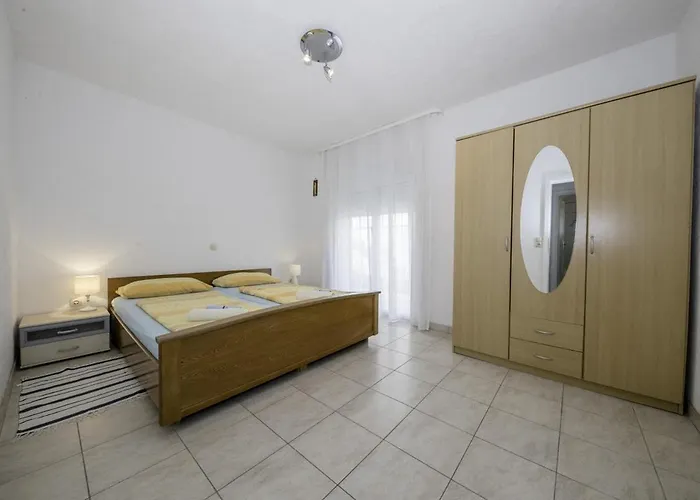 Lejlighed With Parking Space Lopar, Rab - 20169